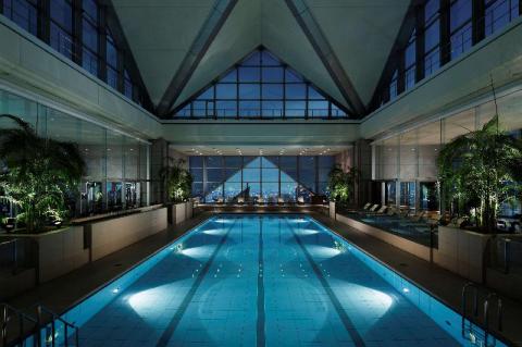 park-hyatt_pool