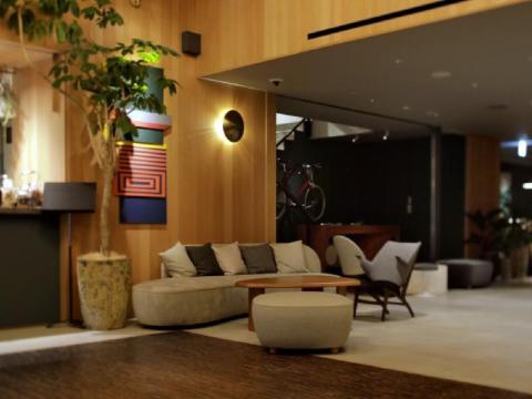 the-knot-tokyo_lobby