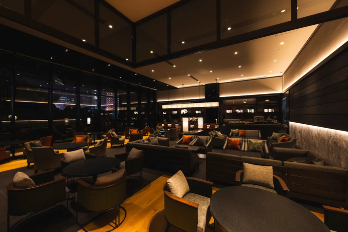 Evening atmosphere at Gracery Lounge
